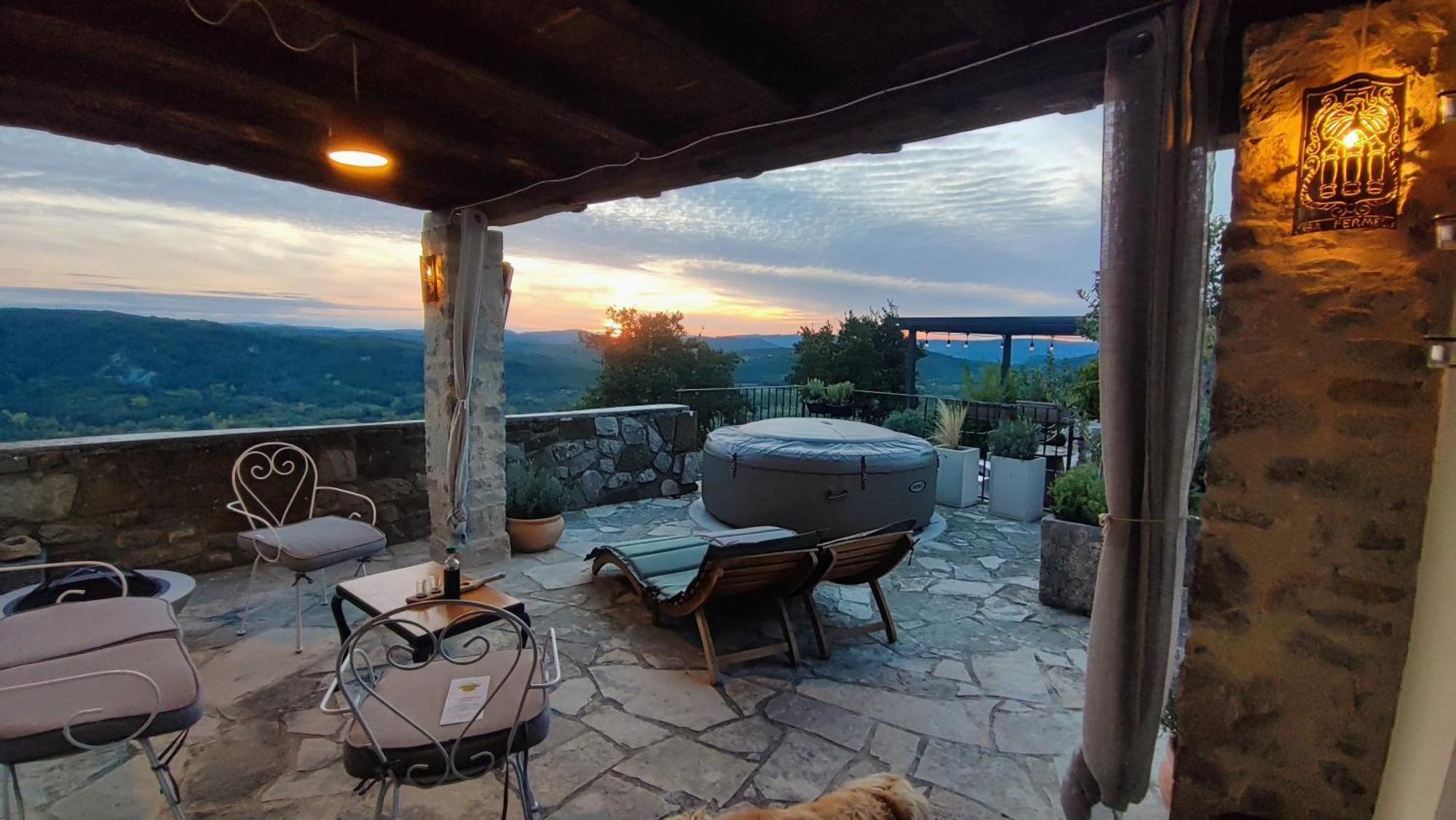 Amazing Casa Fermeglia With Private Jacuzzie And Perfect Panoramic View Roč
