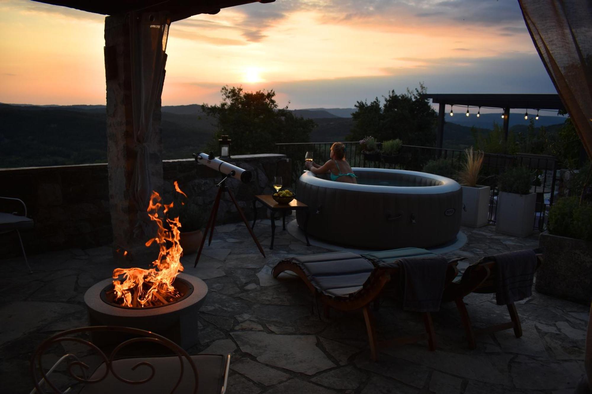 Amazing Casa Fermeglia With Private Jacuzzie And Perfect Panoramic View Roč